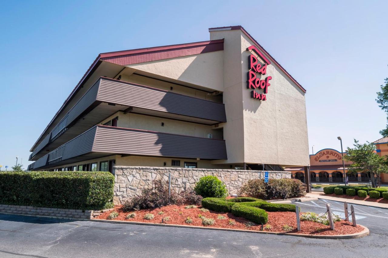 Red Roof Inn Cincinnati Northeast - Блу Аш Экстерьер фото